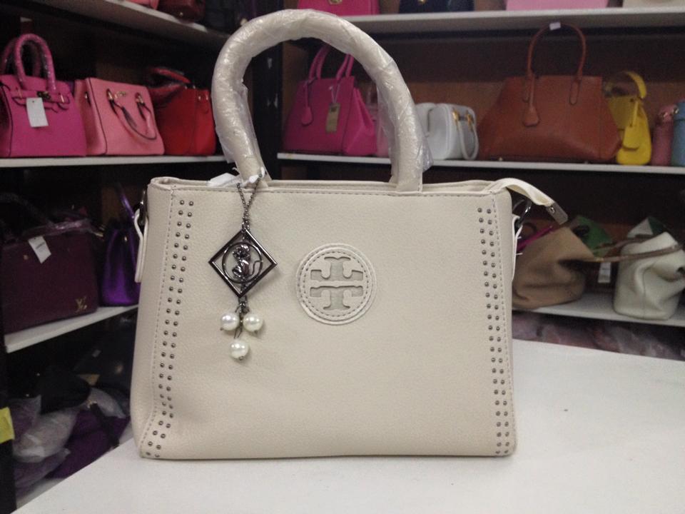 Túi xách thời trang Giá bán: 300.000đ