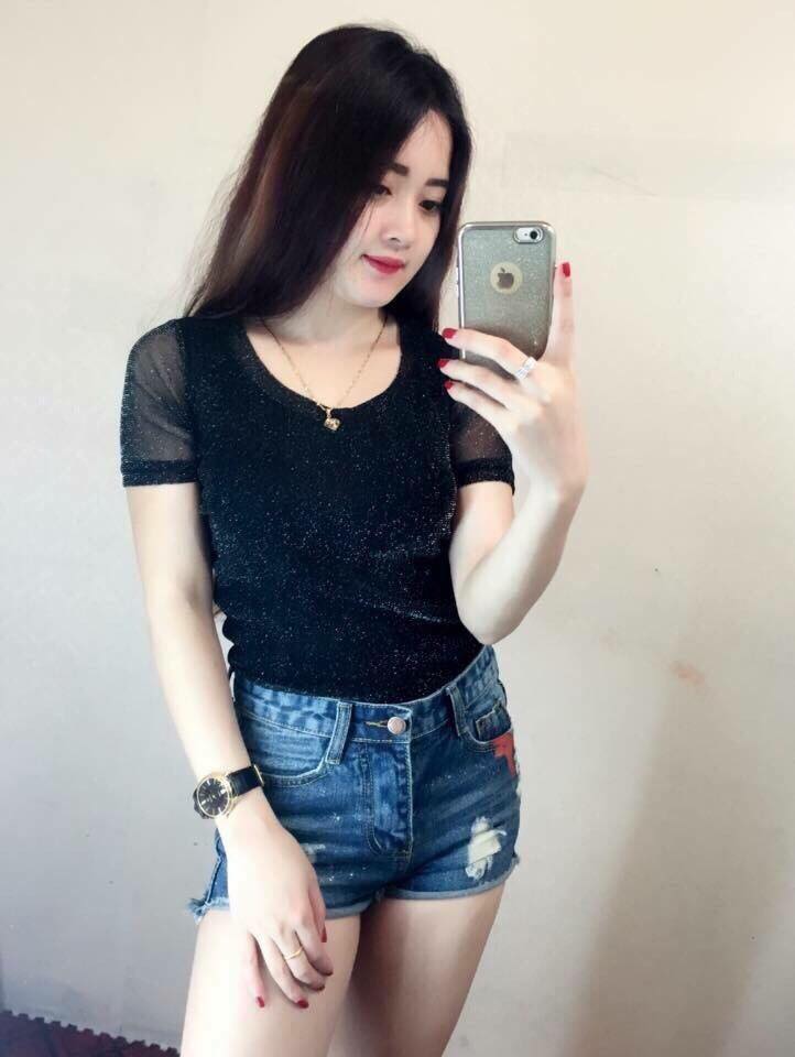 Áo‬ nhũ Giá bán: 100.000đ