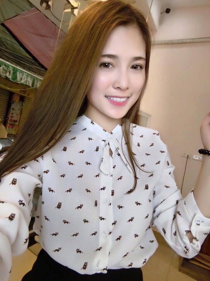 Áo nơ đính ngọc Giá bán: 155.000đ