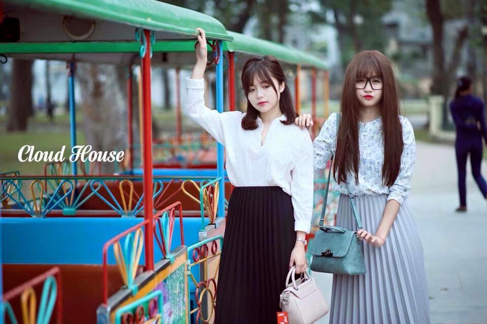 Chân váy midi xếp li Giá bán: 165.000đ