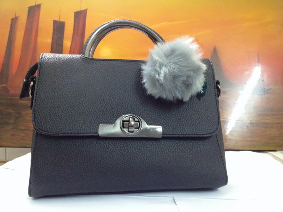 Túi xách thời trang Giá bán: 300.000đ