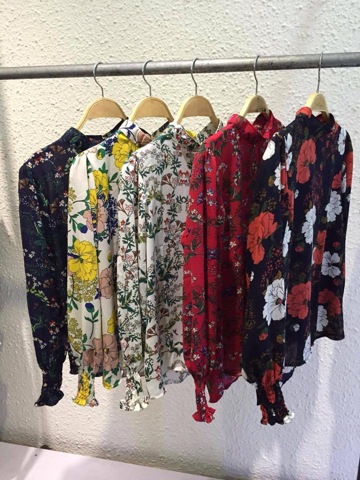 Sơ mi hoa cổ tàu chun tay Giá bán: 145.000đ