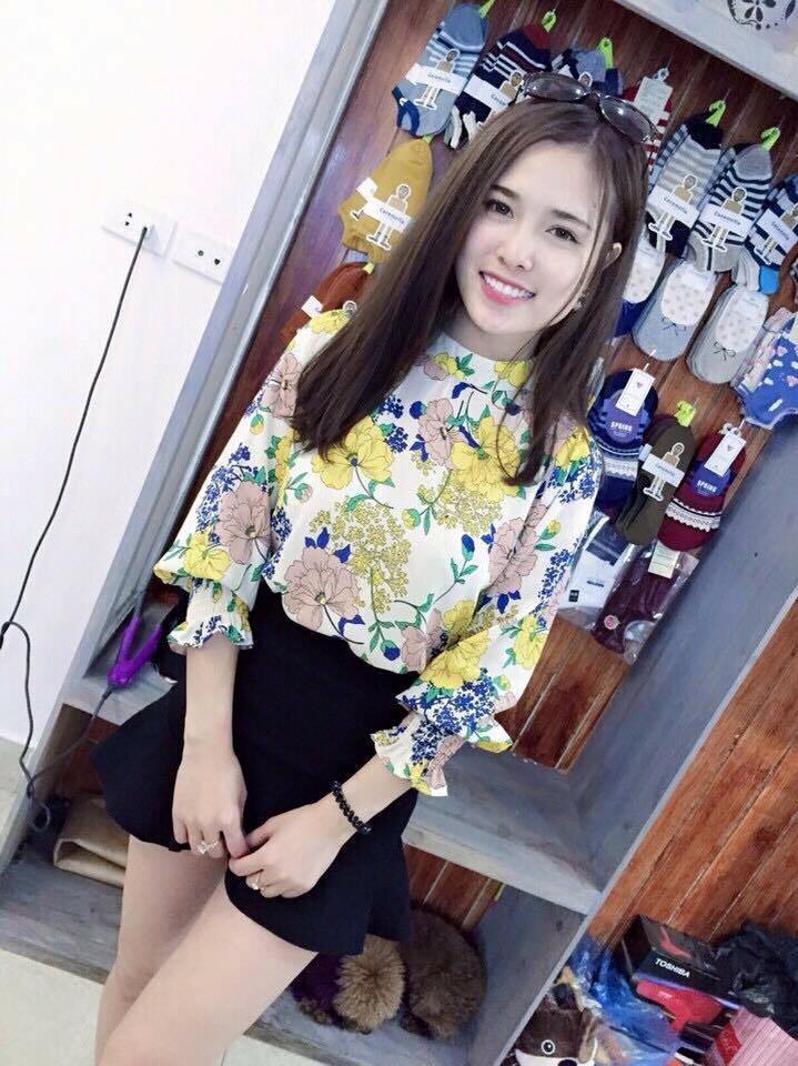 Sơ mi hoa cổ tàu chun tay Giá bán: 145.000đ