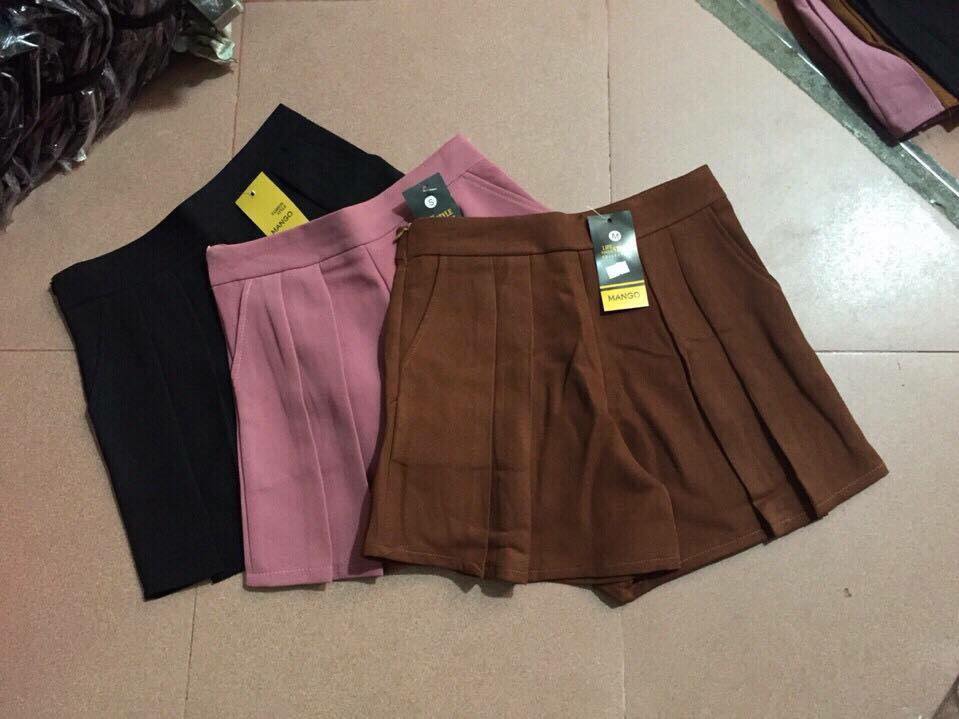 Chân váy ly Giá bán: 115.000đ