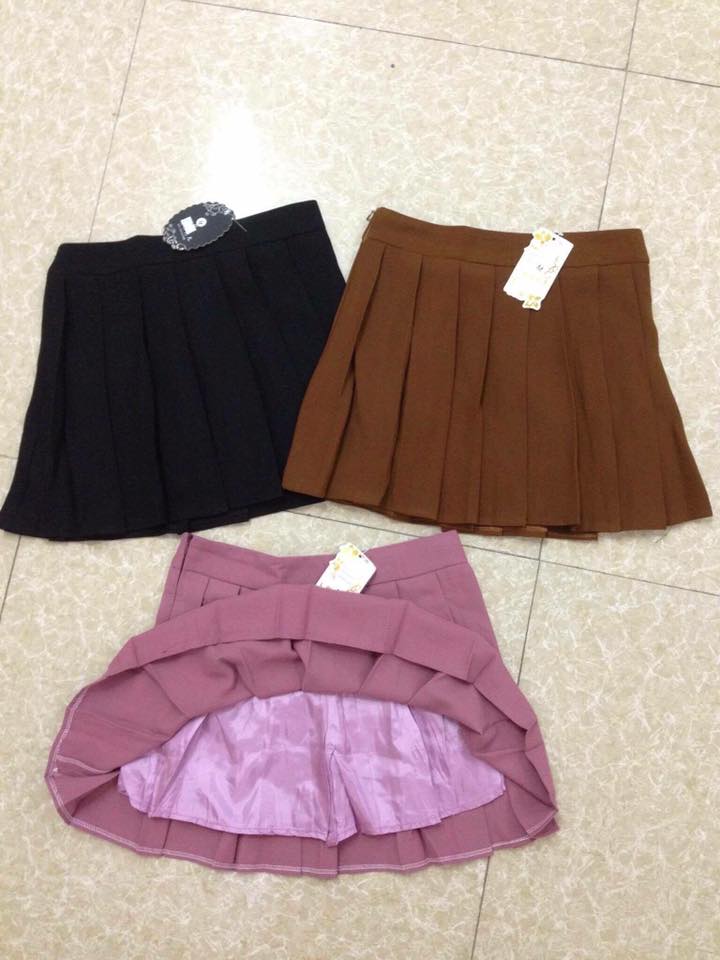 Chân váy ly Giá bán: 115.000đ