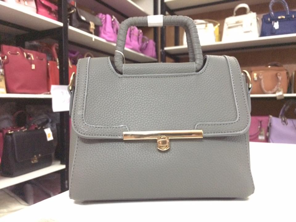 Túi xách thời trang Túi xách thời trang Giá bán: 400.000đ