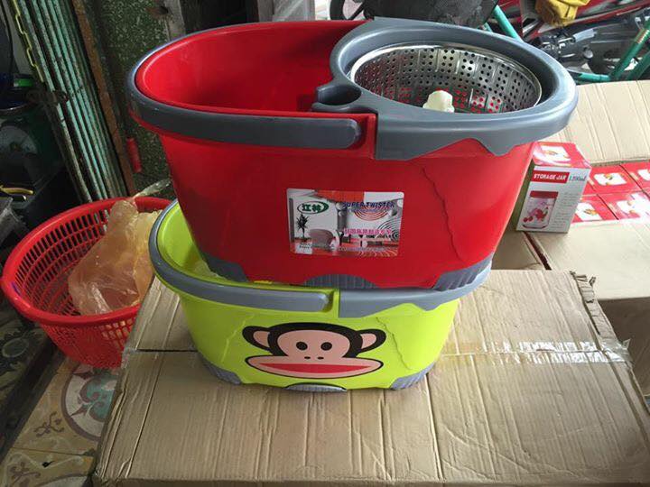 Chổi lau nhà Chổi lau nhà Giá bán: 200.000đ