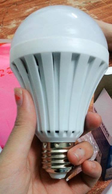 Bóng điện tích điên Bóng điện tích điên Giá bán: 59.000đ