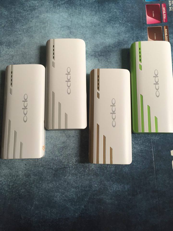 Pin OPPO 28000 mah Giá bán: 125.000đ