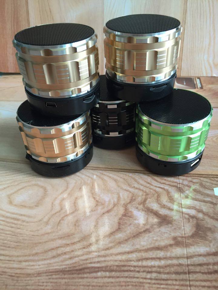 Loa Bluetooth S13 Giá bán: 135.000đ