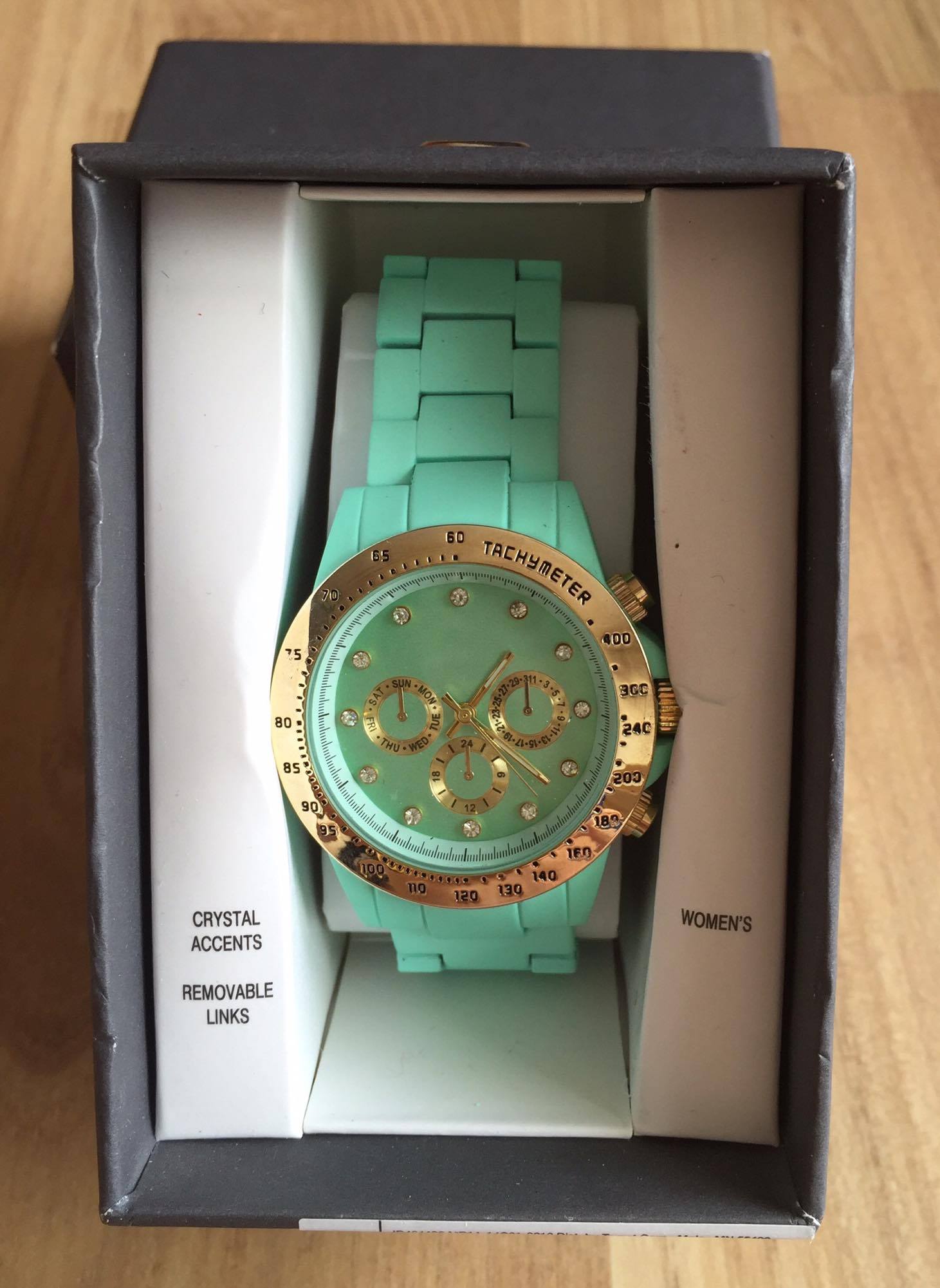 Đồng hồ nữ hàng hiệu Mỹ Giá bán: 350.000đ