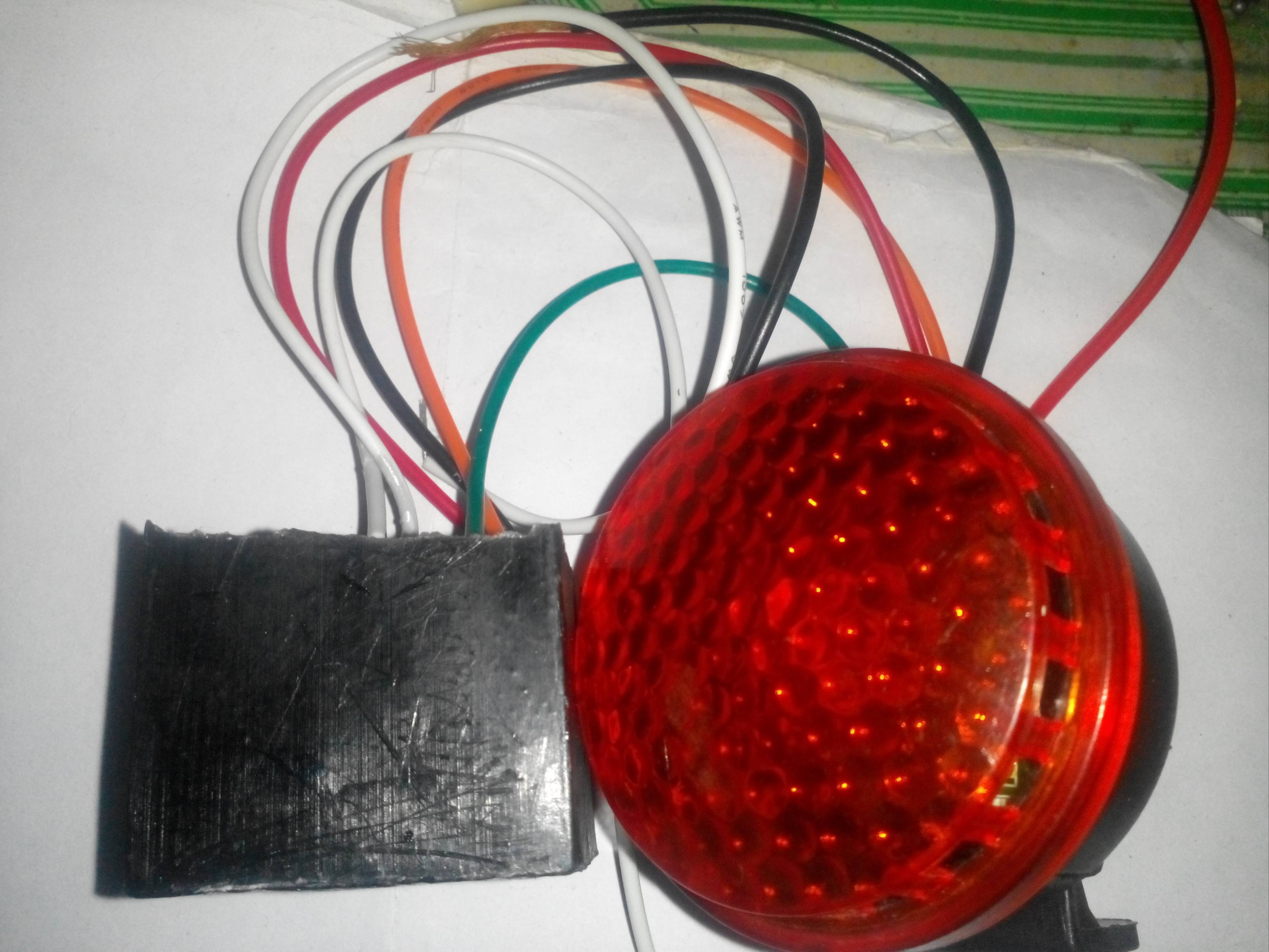 Chống trộm xe máy chạm điểm bí mật Giá bán: 90.000đ