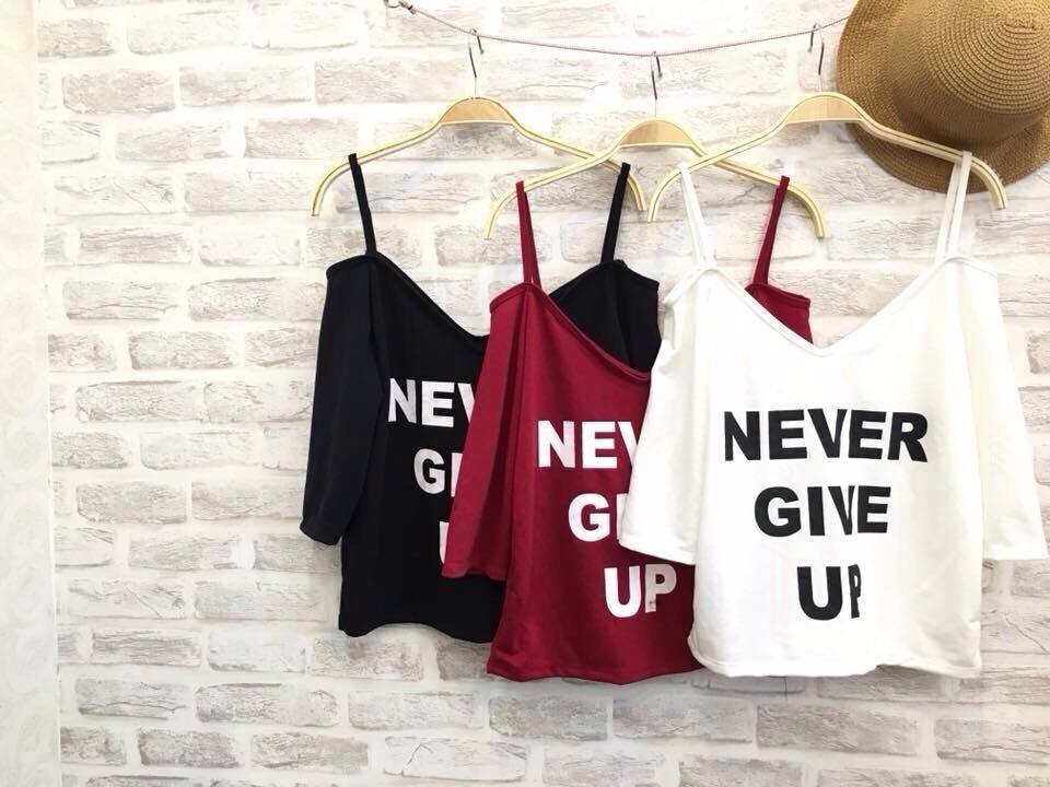 Áo thun trễ vai Never Áo thun trễ vai Never Giá bán: 79.000đ