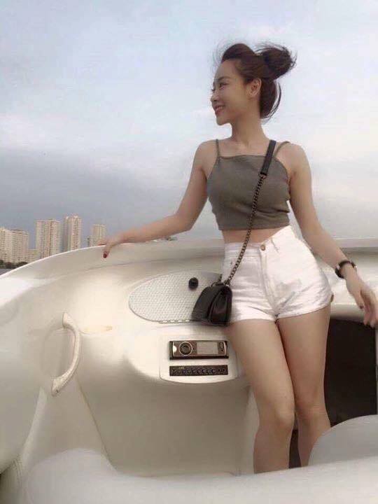 Short thô vạt bầu  Giá bán: 100.000đ