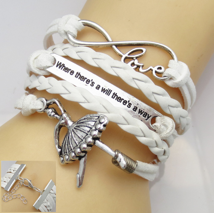 Trang sức mới Giá bán: 90.000đ