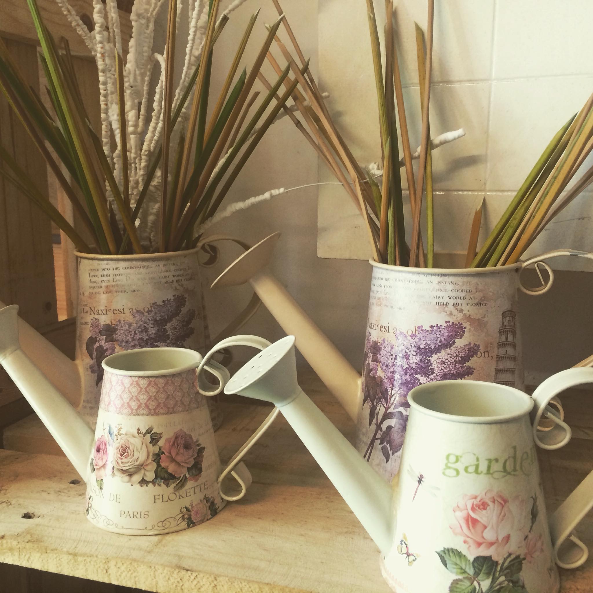 Bình tưới nhỏ Giá bán: 110.000đ