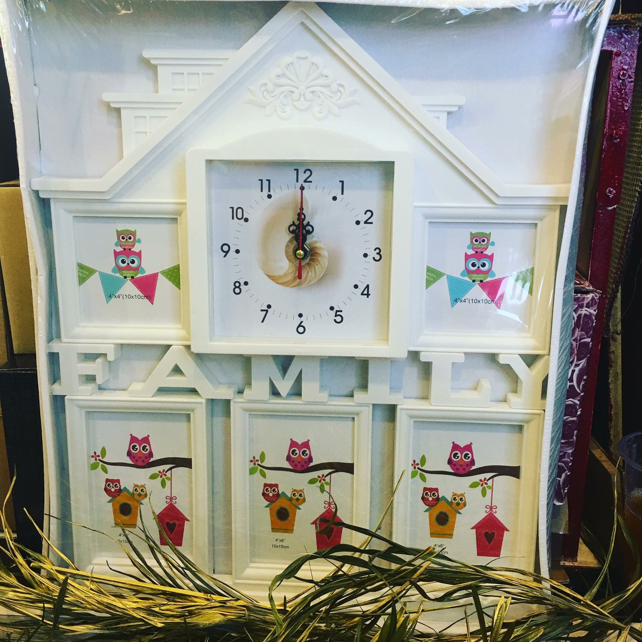 Khung hình đồng hồ gia đình Giá bán: 450.000đ