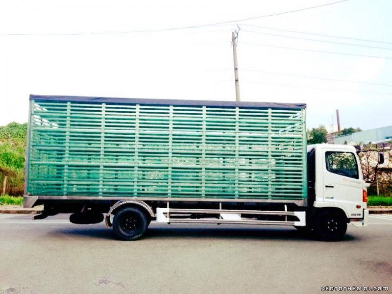 Xe Tải HINO FC  6.4 Tấn - Xe Chở Gia Súc , Gia Cầm trả góp lãi suất thấp Giao Xe Toàn Quốc Giá bán: 760.000.000đ