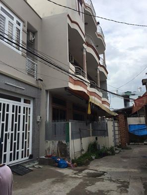 Bán nhà đường Nguyễn Văn Quá, Đông Hưng Thuận, Q.12, ngay nhà hàng Đông Phương, hẻm 5m. Giá bán: 1.250.000.000đ