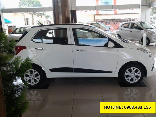 Hyundai Grand i10 1.0 AT Giá bán: 420.200.000đ