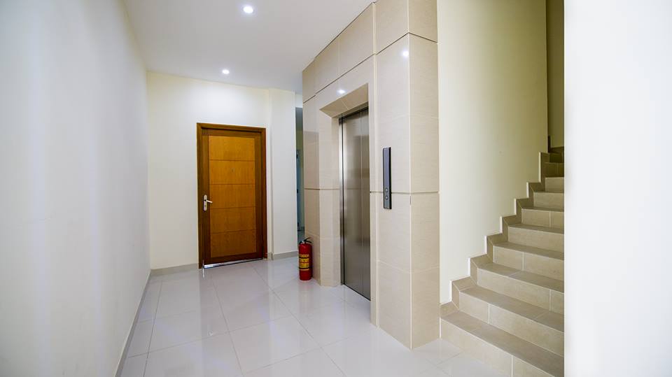 Văn Phòng cho thuê Quận 7  Giá bán: 1$