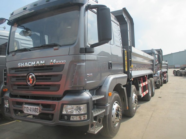 Xe ben 4 chân shacman Giá bán: 1.360đ