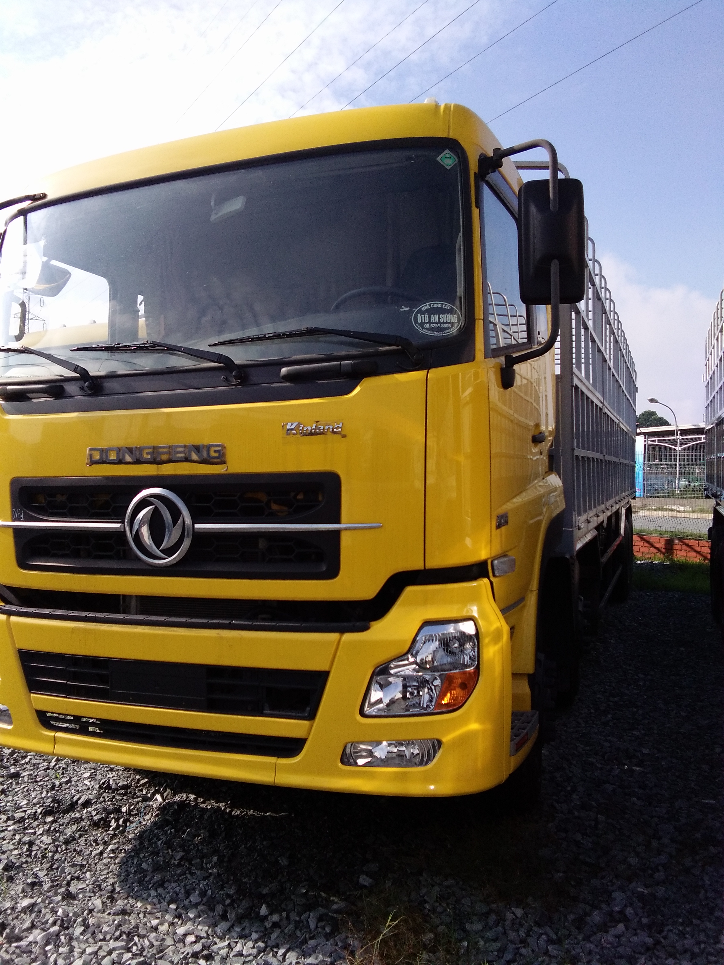 Xe Tải 4 Chân Dongfeng Hoàng Huy Giá bán: 1.160đ