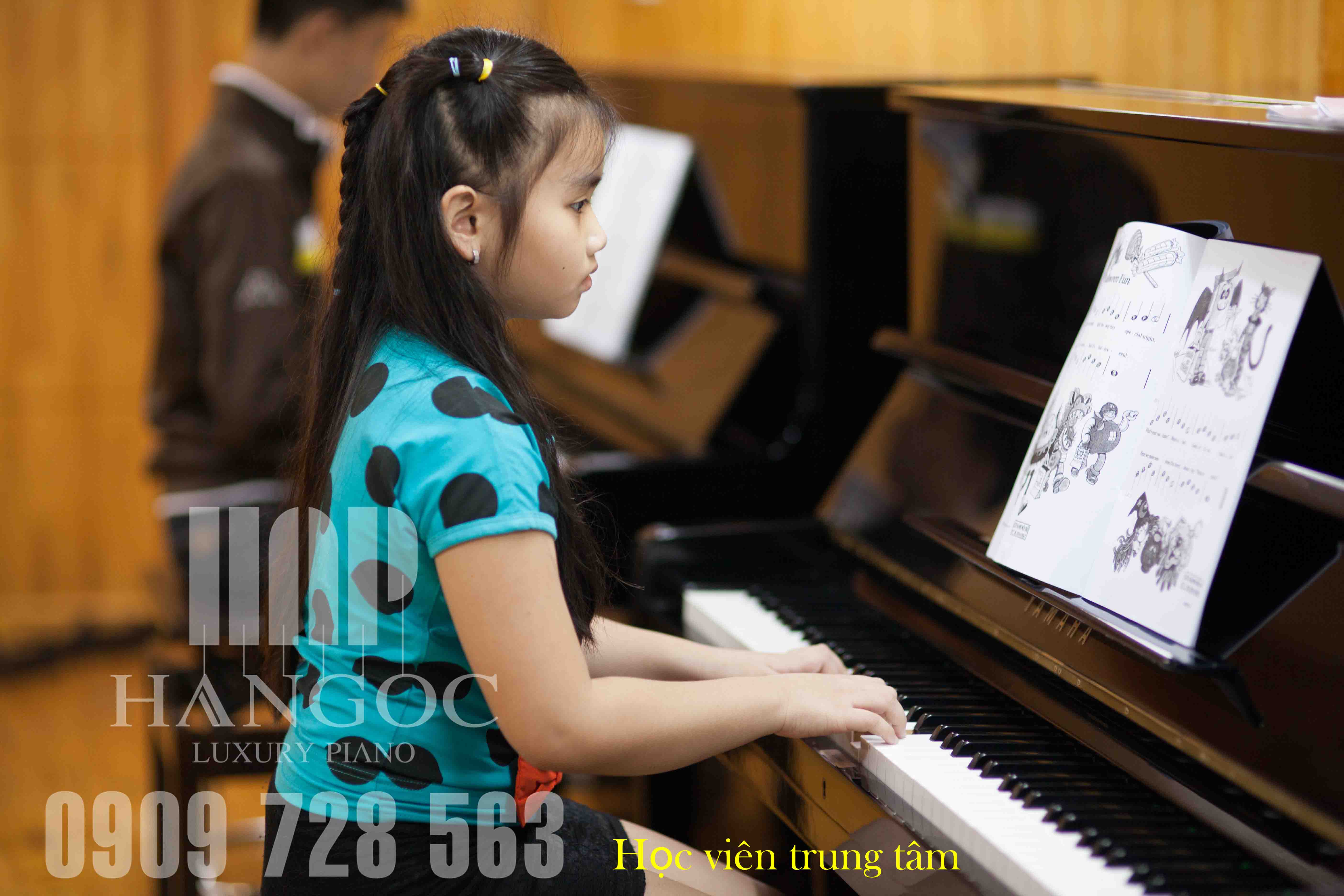Dạy Piano uy tín tại quận 11, quận Bình Thạnh giá 310k/tháng	 Giá bán: 310.000đ