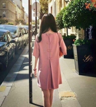 Váy thiết kế nơ sau