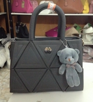 Mẫu túi trần mặt da sần