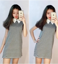 Váy kẻ cổ đức