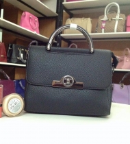 Túi chữ thập quai xách