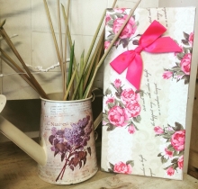 Hộp quà chưc nhật nơ hồng