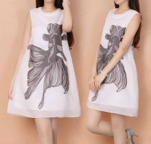 Đầm kiếng thêu cá chép cổ đính hạt pha lê