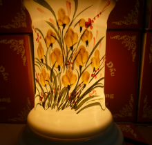 Đèn xông tinh dầu A64