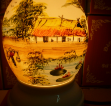 Đèn xông tinh dầu A68